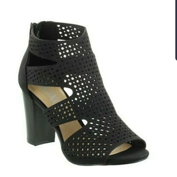 COPY - XOXO BLACK BEAMER ANKLE BOOTIE SANDAL SZ. 8 - Picture 3 of 8